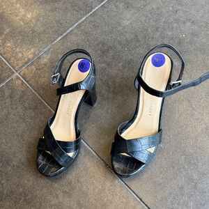 Black heels 8.5 women Chinese CL laundry